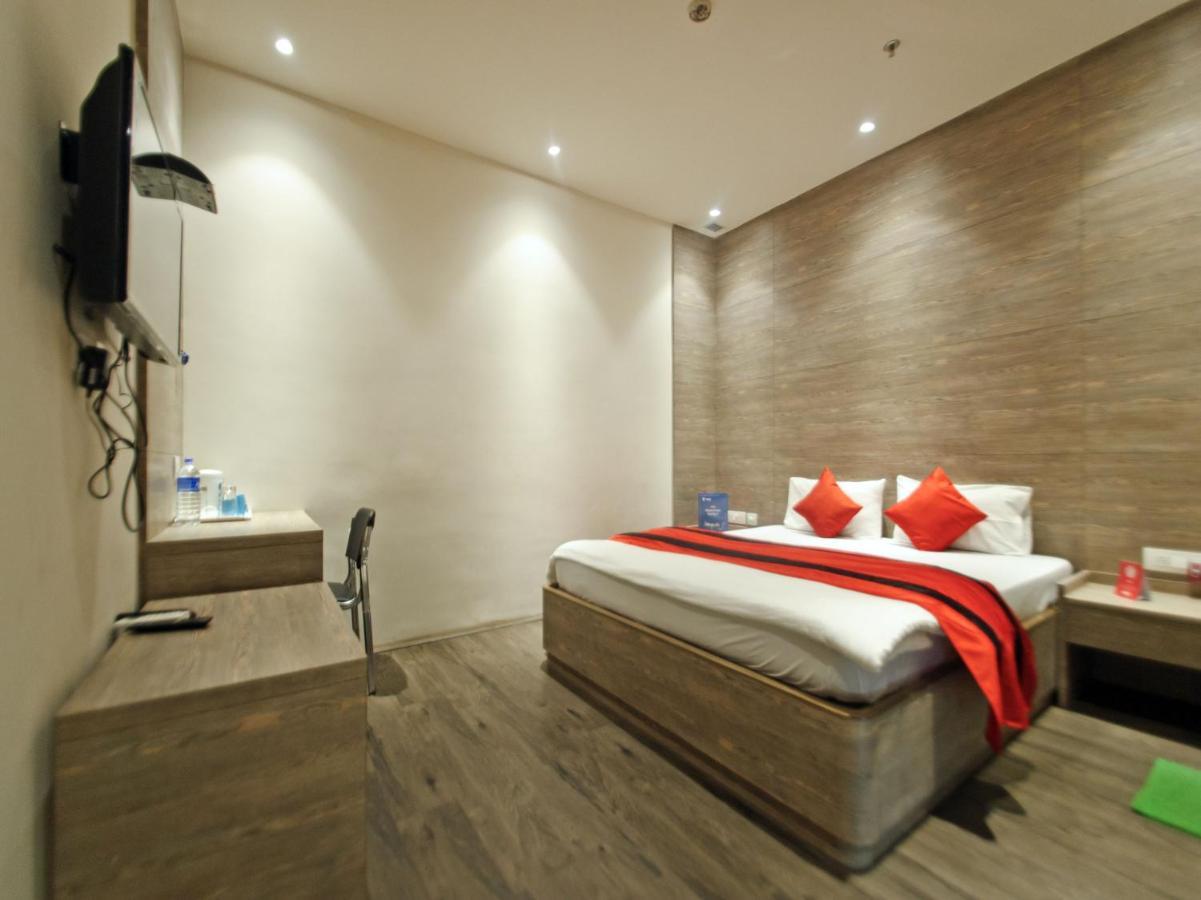 Vaccinated Staff - Capital O 7899 Casa Hotel Колката Екстериор снимка